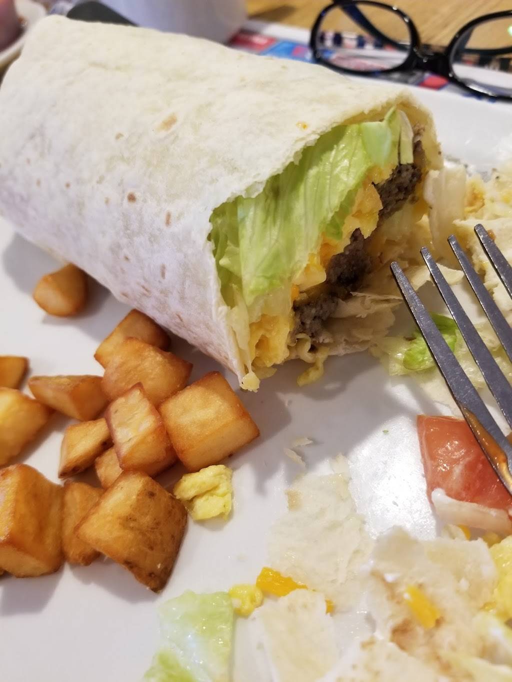 Caddy shack | night club | 137 Back River Neck Rd, Essex, MD 21221, USA | 4106862816 OR +1 410-686-2816