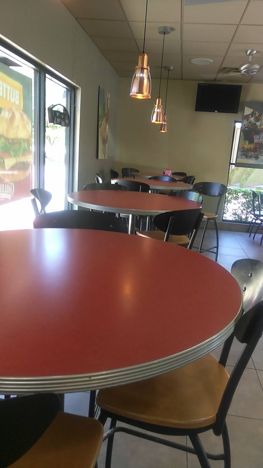 Jack in the Box | restaurant | 1228 Robert B Cullum Blvd, Dallas, TX 75210, USA | 2149289194 OR +1 214-928-9194