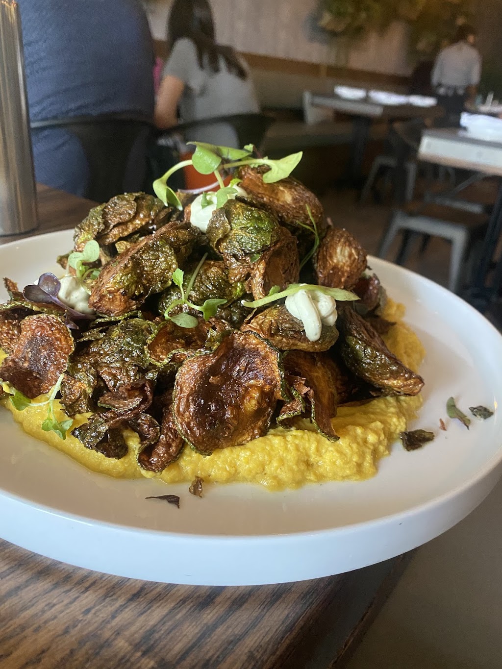 Lettuce & Tomato Market + Eatery | restaurant | 13408 Biscayne Blvd, Miami, FL 33181, USA | 3057602260 OR +1 305-760-2260