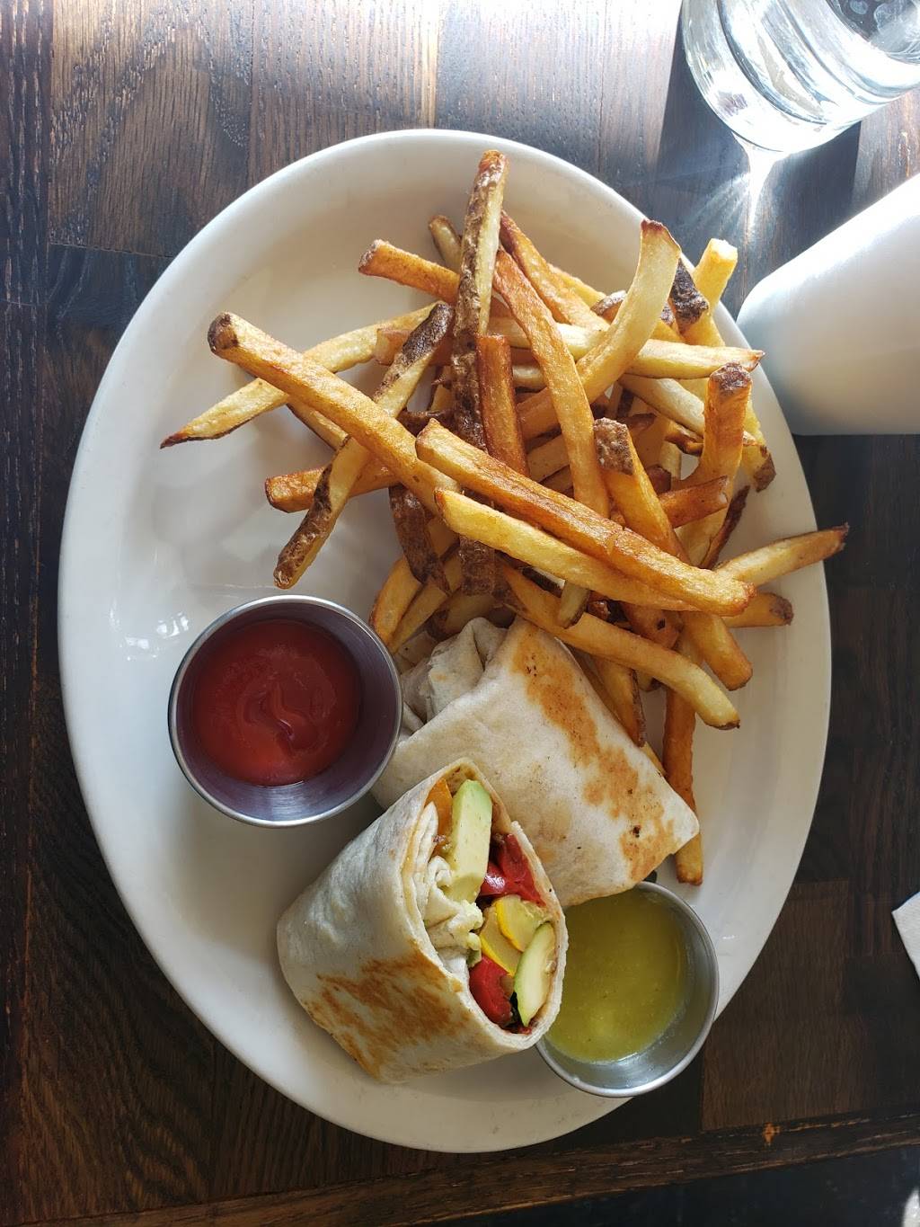 The Fix | restaurant | 600 E 31st St, Kansas City, MO 64109, USA | 8162370702 OR +1 816-237-0702