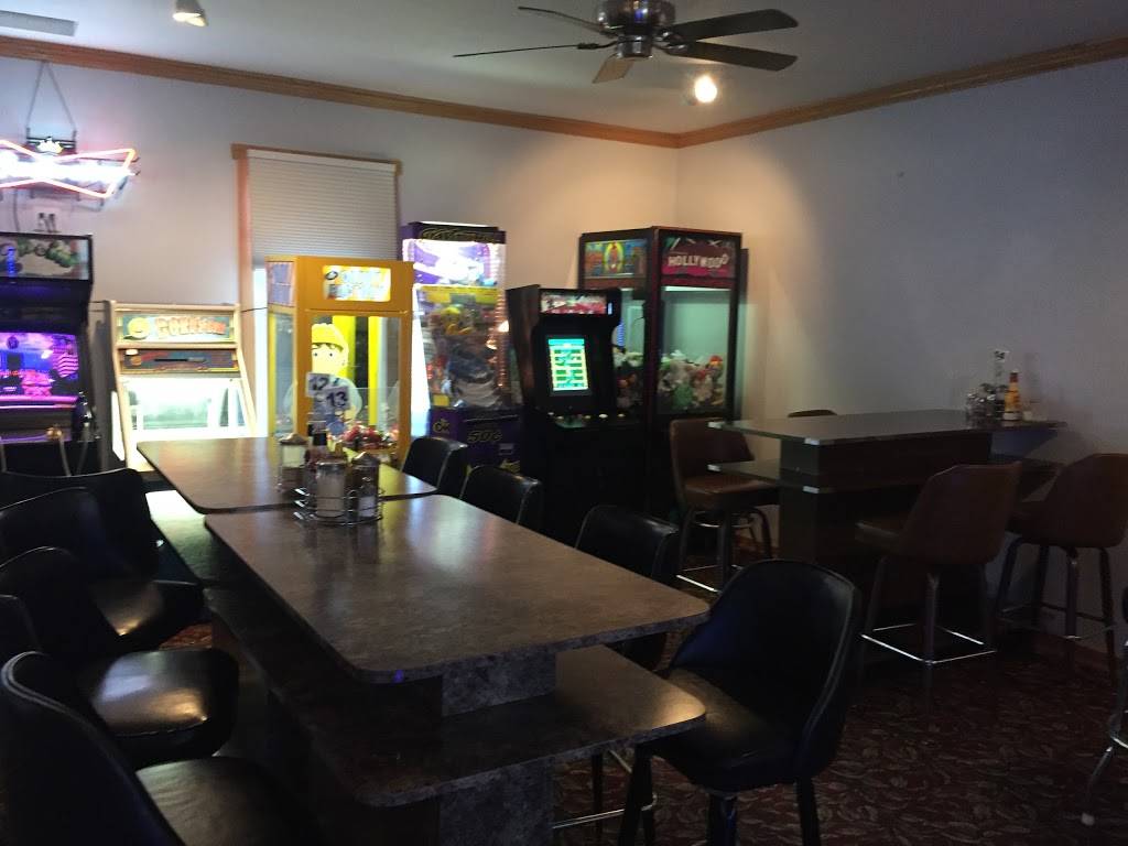 Stage Road Inn | restaurant | 2049 County Rd S, Sturgeon Bay, WI 54235, USA | 9207434807 OR +1 920-743-4807