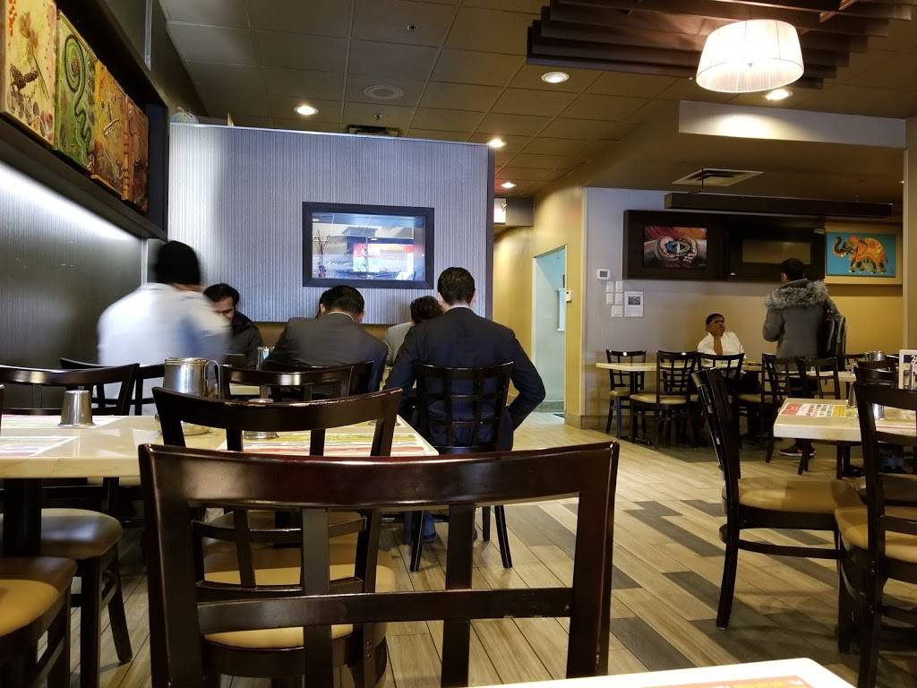 Saravanaa Bhavan | restaurant | 4559 Hurontario St #12B, Mississauga, ON L4Z 3L9, Canada | 9052900769 OR +1 905-290-0769