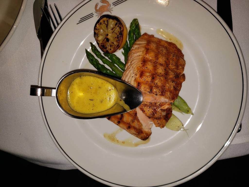 Trulucks | restaurant | 9860 Berwyn Ave, Rosemont, IL 60018, USA | 8472339404 OR +1 847-233-9404