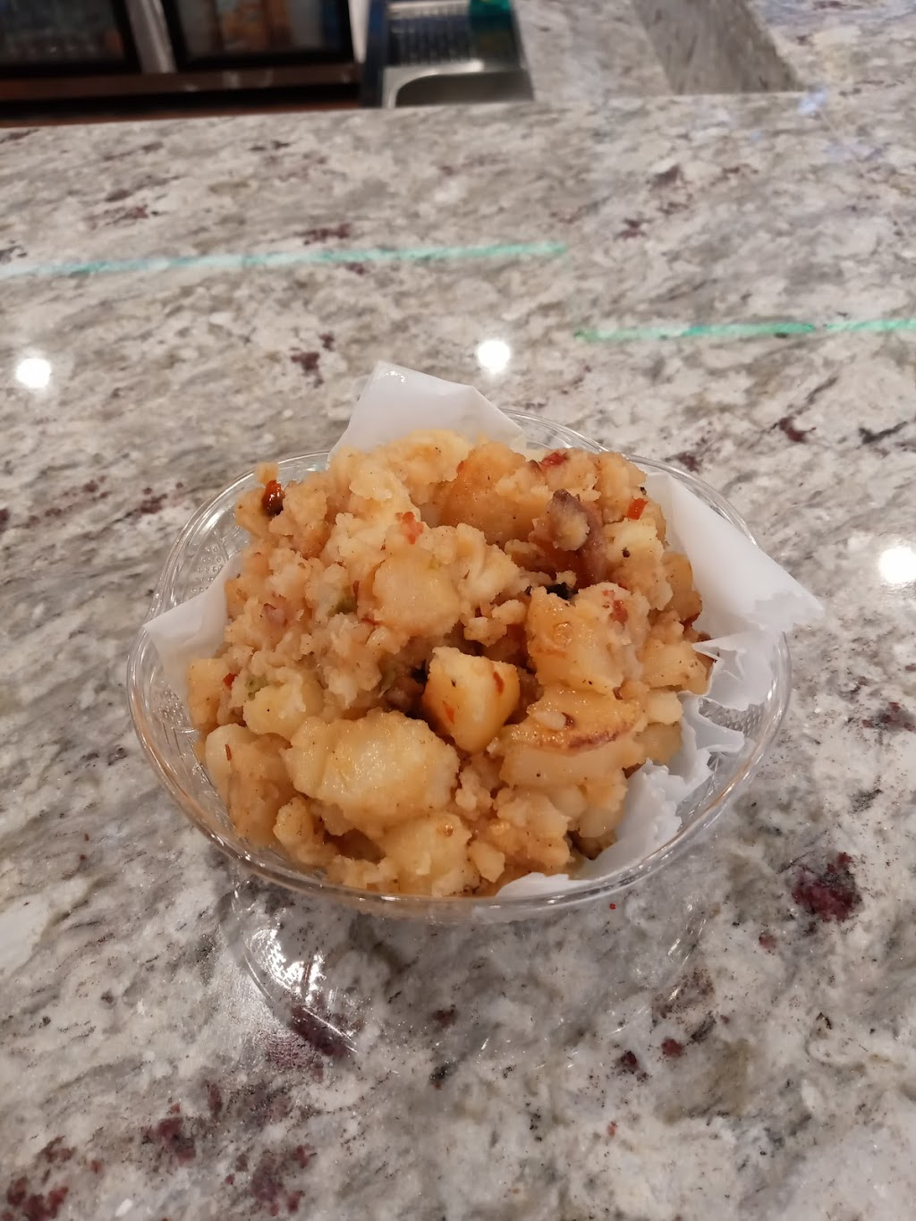 Crab Bucket | restaurant | 2036 S Michigan Ave, Chicago, IL 60616, USA | 3126009183 OR +1 312-600-9183