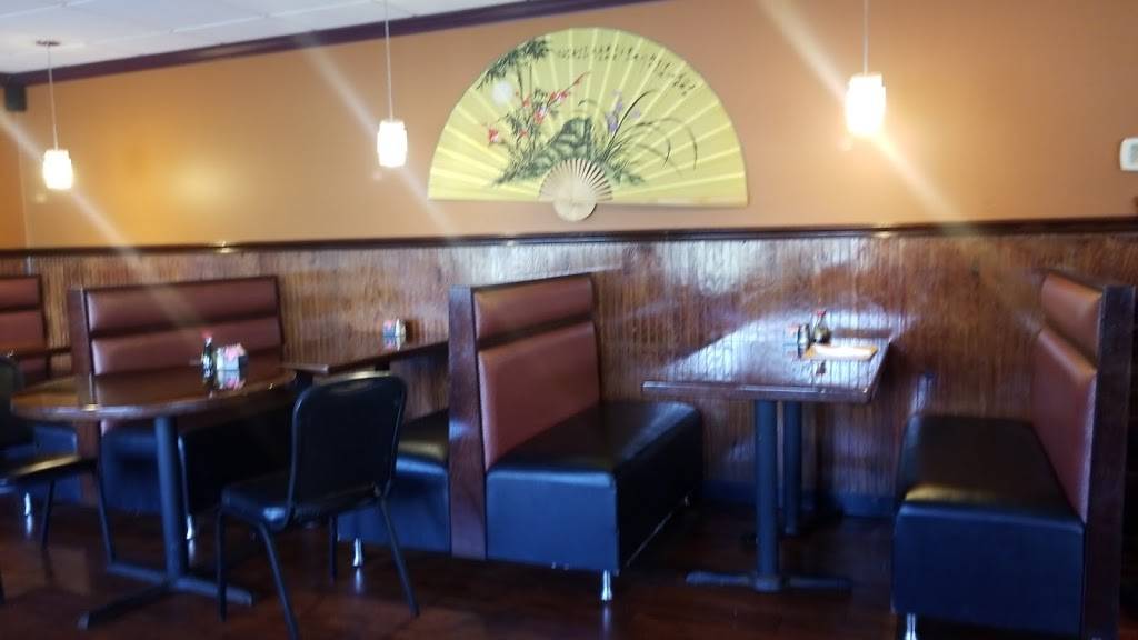 China House | restaurant | 9525 W 133rd Ave, Cedar Lake, IN 46303, USA | 2193749888 OR +1 219-374-9888