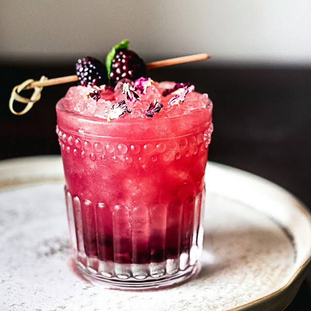 Banana Island Lounge and Grill | restaurant | 311 University Blvd Ste 500, Round Rock, TX 78665, USA | 7372120338 OR +1 737-212-0338