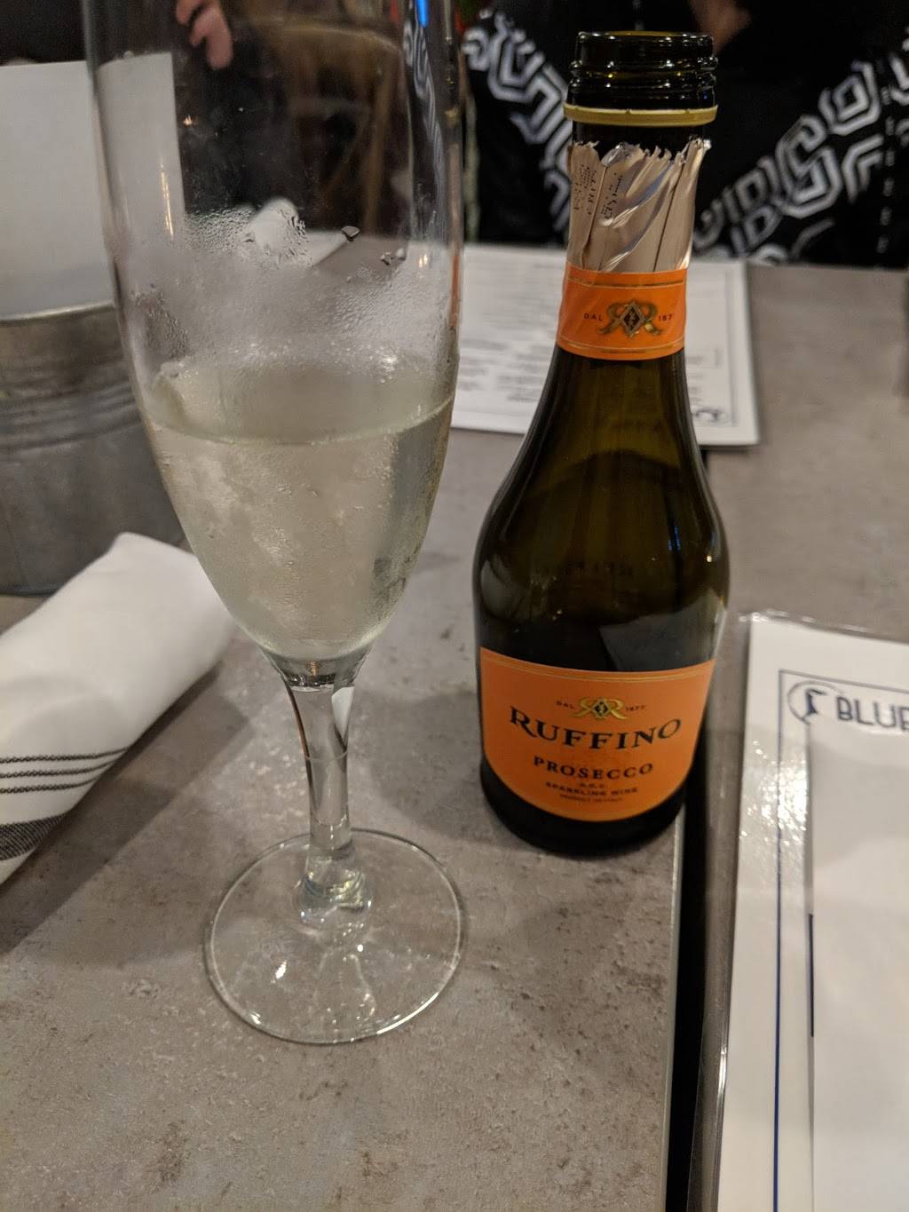 Blue Goose | restaurant | 411 W Main St, Patchogue, NY 11772, USA | 6316276677 OR +1 631-627-6677