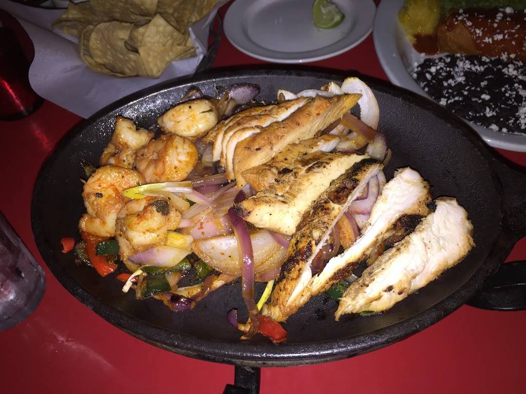 El Torito Grill | restaurant | 1910 Main Street, Irvine, CA 92614, USA | 9499751220 OR +1 949-975-1220