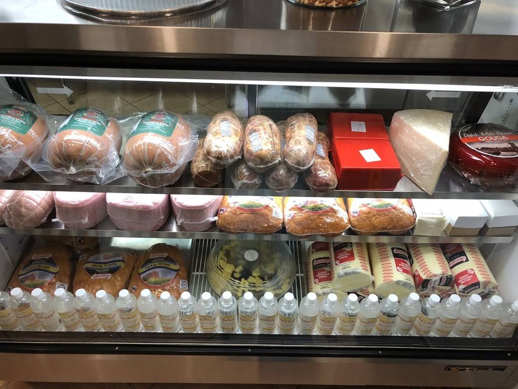 The Sandwich Shoppe | restaurant | 3171 Cahuenga Blvd W, Los Angeles, CA 90068, USA | 3238225171 OR +1 323-822-5171