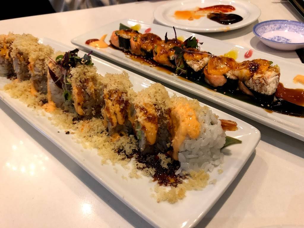 Flamin Phó & Sushi Bar | restaurant | 550 Cedar St Ste 103, San Diego, CA 92101, USA | 6192351665 OR +1 619-235-1665