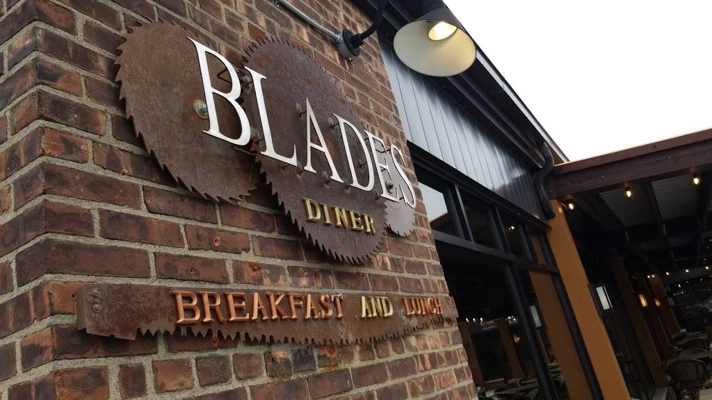 BLADES | restaurant | 1290 University Ave, Rochester, NY 14607, USA | 5852665000 OR +1 585-266-5000