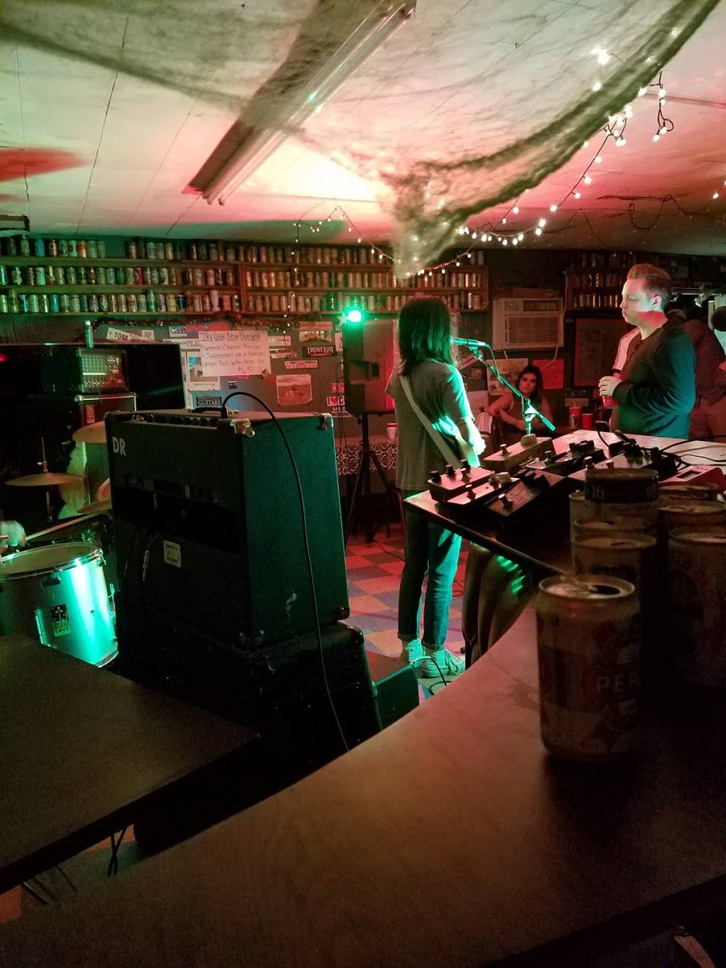 C Ss | restaurant | 1359 N West St, Jackson, MS 39202, USA | 6019699482 OR +1 601-969-9482