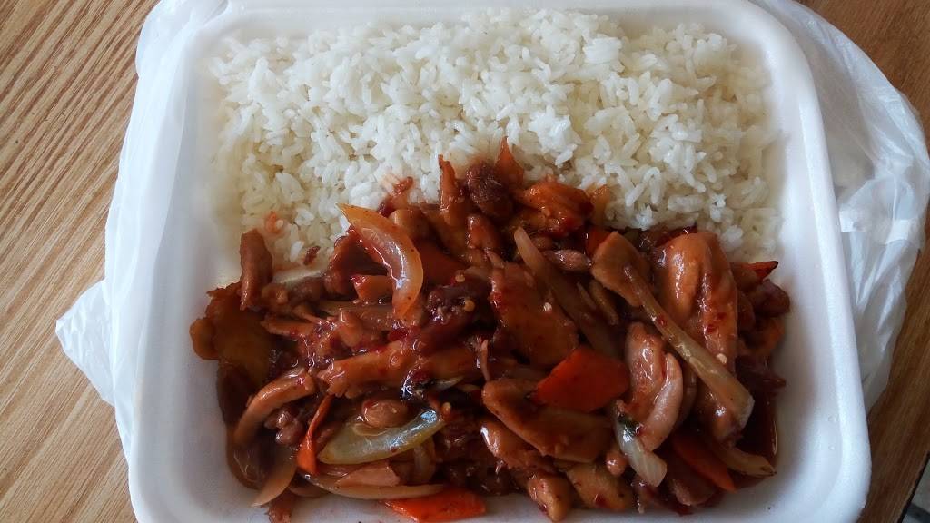 Blessings Carryout | restaurant | 537 N Chester St, Baltimore, MD 21205, USA | 4103270258 OR +1 410-327-0258