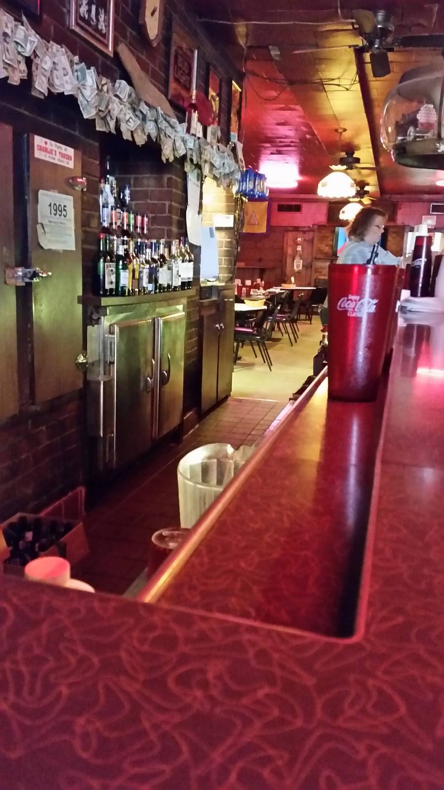 Charlies Tavern | restaurant | 111 W Porter St, Albion, MI 49224, USA | 5176299582 OR +1 517-629-9582