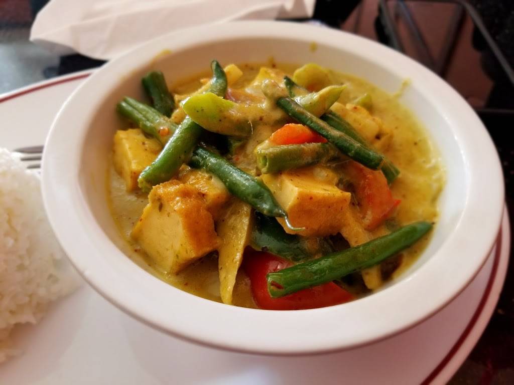 Tom Yum Thai North Restaurant | restaurant | 3510 E Bell Rd #3, Phoenix, AZ 85032, USA | 6027658424 OR +1 602-765-8424