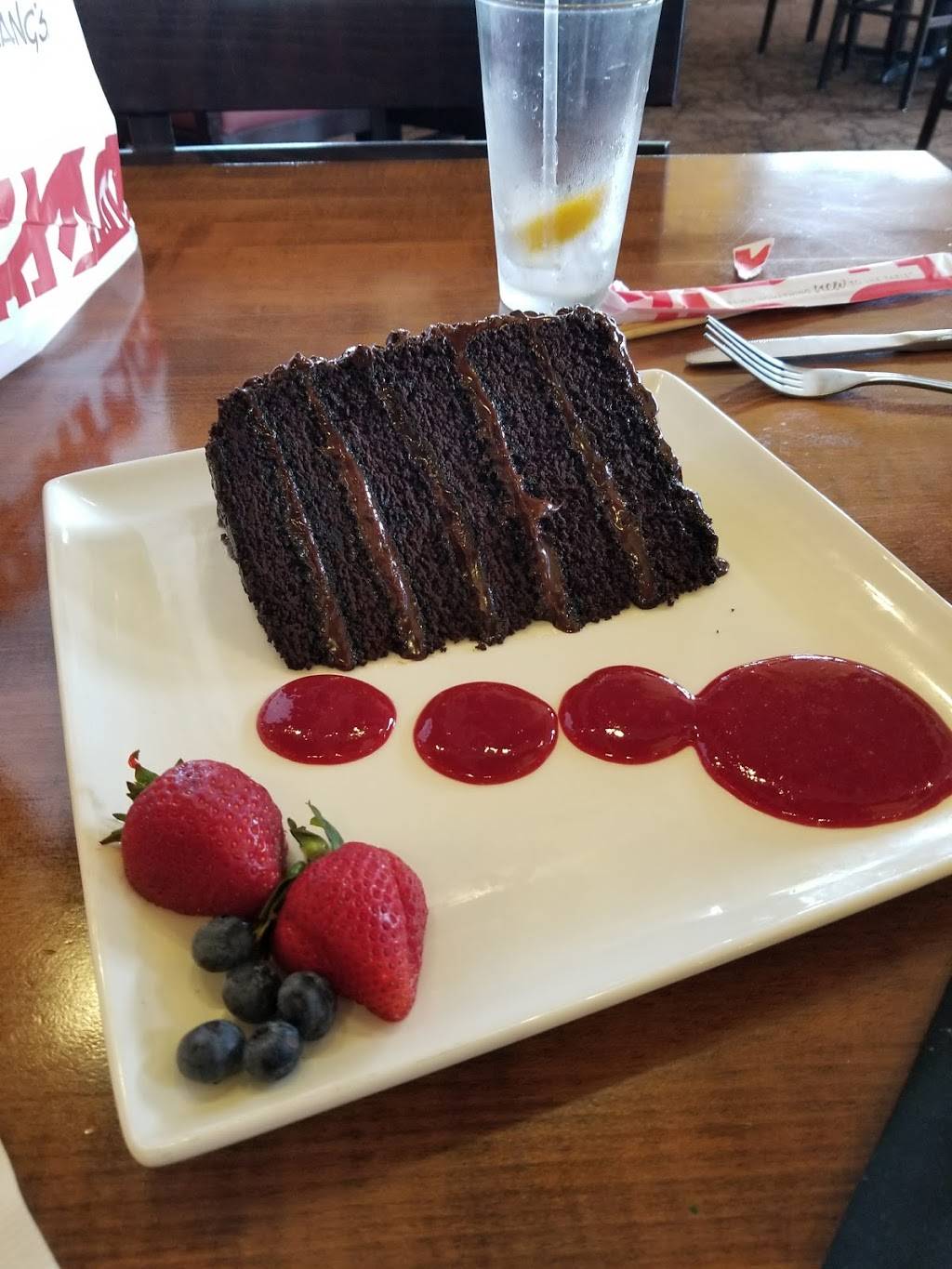 P.F. Changs | meal takeaway | 2064 E Beltline Ave NE, Grand Rapids, MI 49525, USA | 6164472060 OR +1 616-447-2060