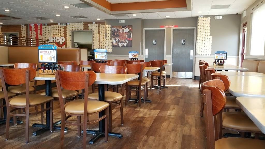 IHOP | restaurant | 3843 13400 S, Riverton, UT 84065, USA | 8013023311 OR +1 801-302-3311