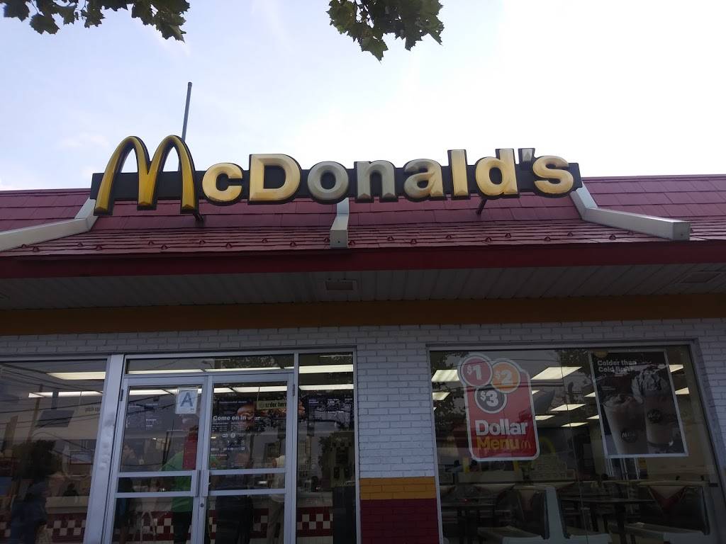 McDonalds | cafe | 1515 Williamsbridge Rd, Bronx, NY 10461, USA | 7184091670 OR +1 718-409-1670