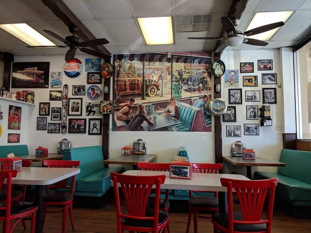 Johnnys Diner & Creamery | restaurant | 2213 N Tracy Blvd, Tracy, CA 95376, USA | 2098330800 OR +1 209-833-0800