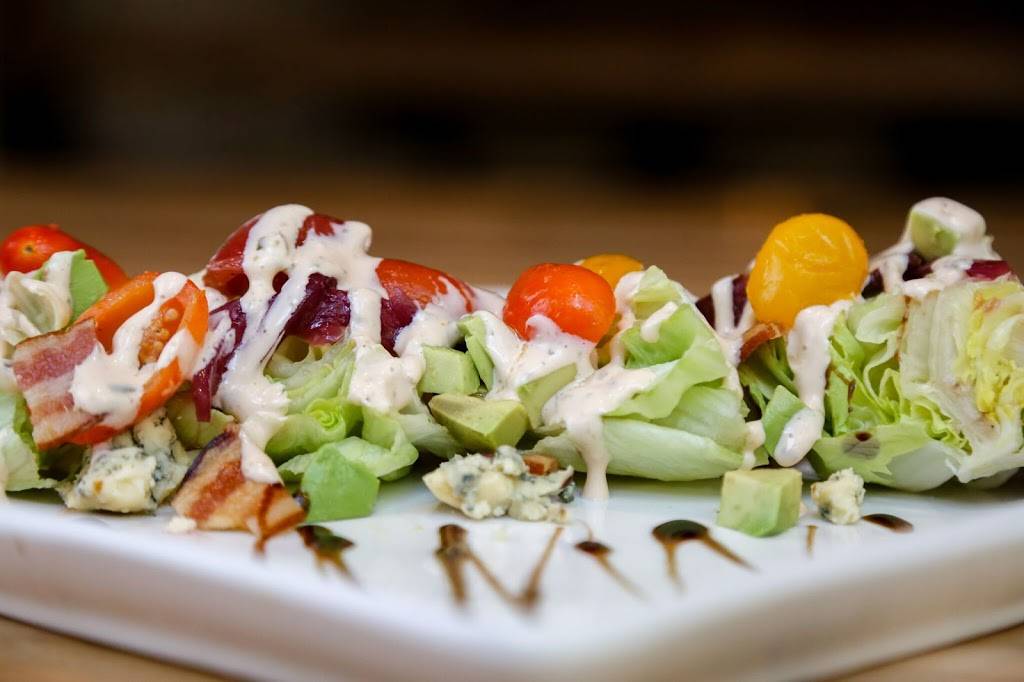 Public Service | restaurant | 311 Baronne St, New Orleans, LA 70112, USA | 5049626527 OR +1 504-962-6527