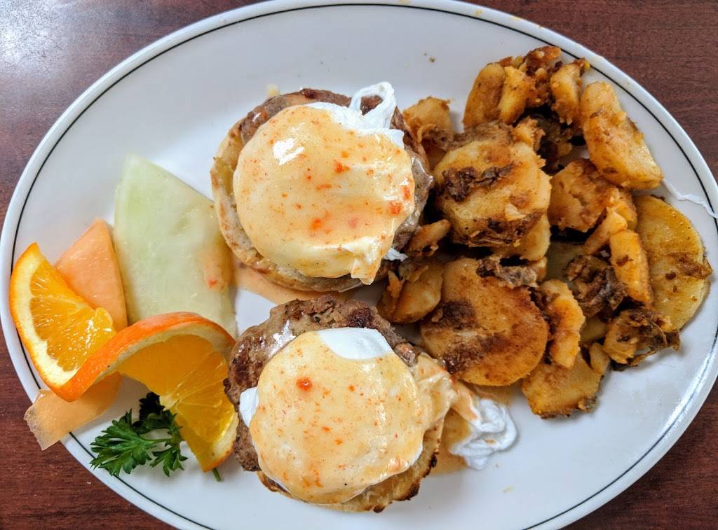 The Beacher Cafe | restaurant | 2162 Queen St E, Toronto, ON M4E 1G7, Canada | 4166993874 OR +1 416-699-3874