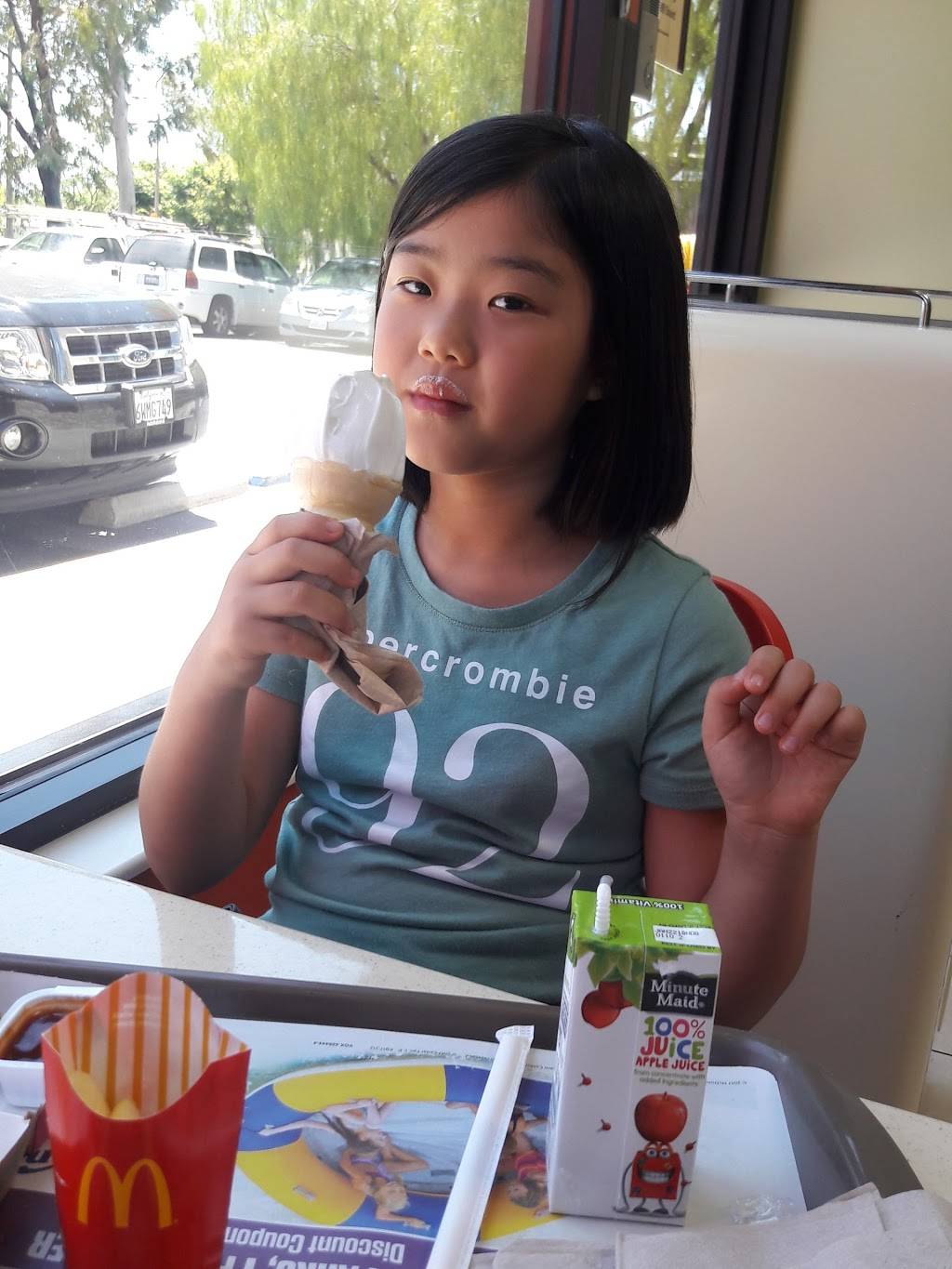 McDonalds | restaurant | 27776 McBean Pkwy, Valencia, CA 91354, USA | 6612978296 OR +1 661-297-8296