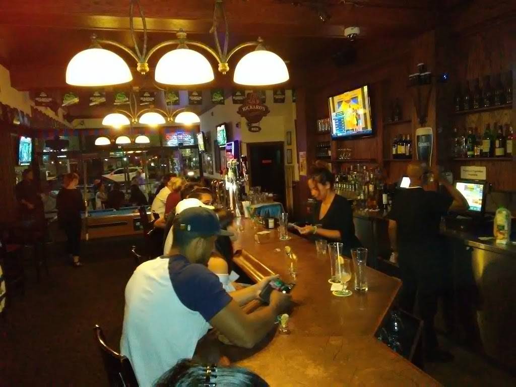 Fox & Fiddle | restaurant | 1085 St Clair Ave W, Toronto, ON M6E 1A8, Canada | 4166573691 OR +1 416-657-3691