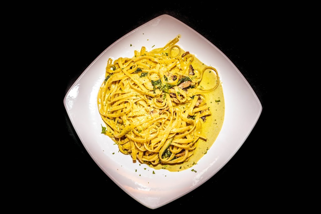 Vinnys N.Y. Pizza & Grill - Midtown | restaurant | 860 Peachtree St NE, Atlanta, GA 30308, USA | 4048720484 OR +1 404-872-0484