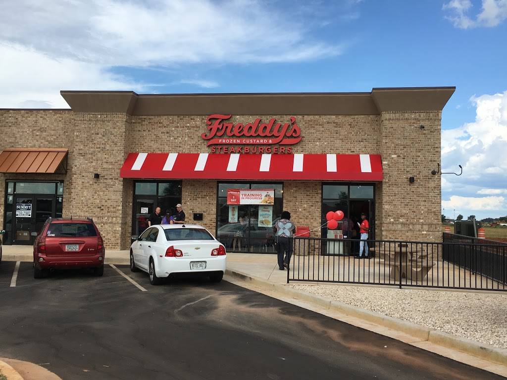 Freddys Frozen Custard & Steakburgers | restaurant | 678 Lake Joy Rd, Kathleen, GA 31047, USA | 4782876360 OR +1 478-287-6360