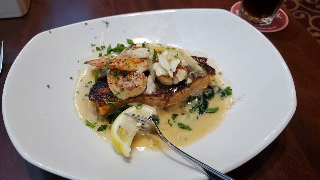 Pappadeaux | restaurant | George Bush Intercontinental Airport (IAH), 3950 S Terminal Rd Space 33, Houston, TX 77032, USA | 2818217684 OR +1 281-821-7684