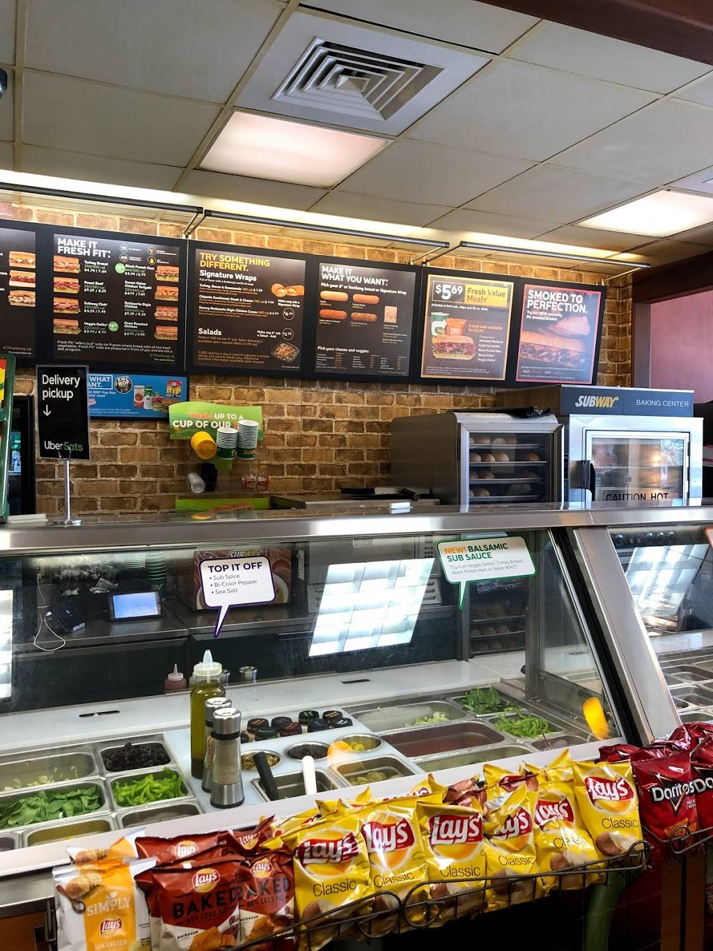 Subway Restaurants | restaurant | 6105 W Hollywood Blvd, Hollywood, FL 33024, USA | 9549661117 OR +1 954-966-1117