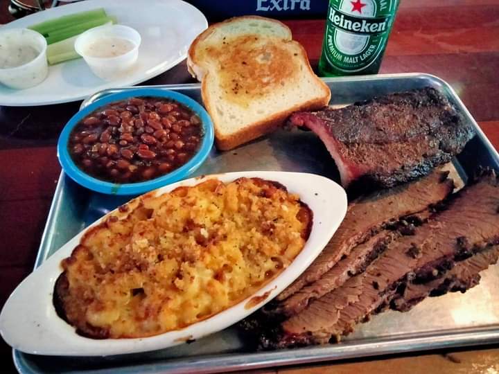 Quickies BBQ | restaurant | 4351 4th St N, St. Petersburg, FL 33703, USA | 7278235825 OR +1 727-823-5825