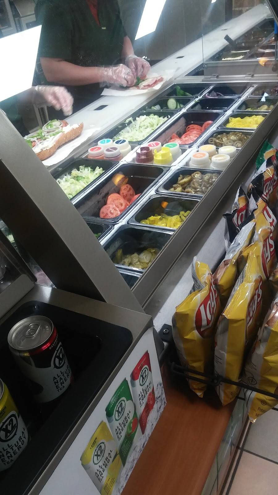 Subway | restaurant | 4218 N First Ave, Evansville, IN 47710, USA | 8124225255 OR +1 812-422-5255