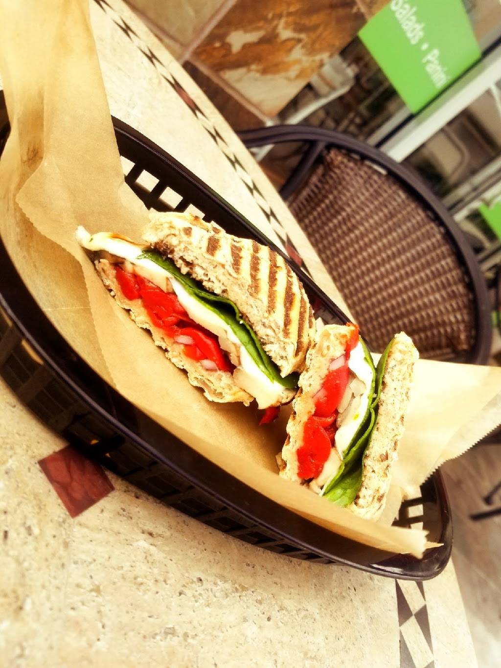 Fresh Healthy Café | meal takeaway | 28139 Paseo Drive #170, Wesley Chapel, FL 33543, USA | 8139733578 OR +1 813-973-3578