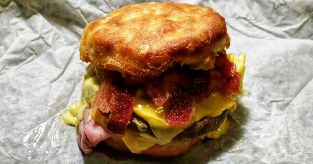 Hardees | restaurant | 1201 North Ave, Millvale, PA 15209, USA | 4128213643 OR +1 412-821-3643