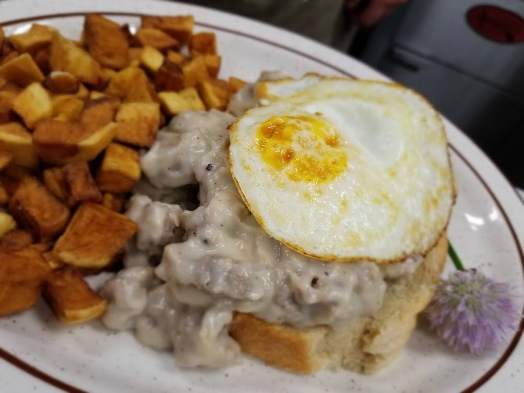 The Station Bistro | restaurant | 5386 Depot St, West Valley, NY 14171, USA | 7169423040 OR +1 716-942-3040