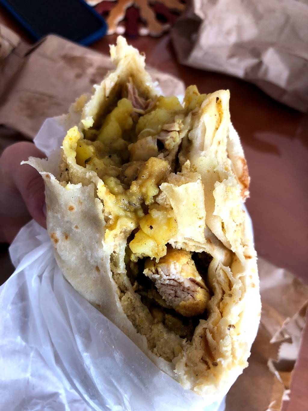 Monas Roti | restaurant | 4810 Sheppard Ave E, Scarborough, ON M1S 4N6, Canada | 4164121200 OR +1 416-412-1200