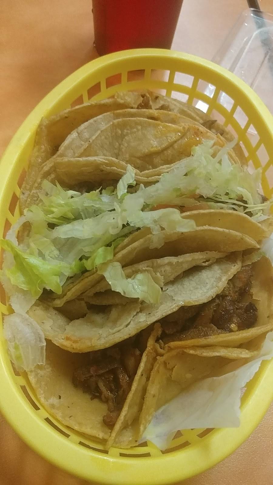 Taqueria Casa Del Pueblo | restaurant | 1834 S Blue Island Ave, Chicago, IL 60608, USA | 3124214664 OR +1 312-421-4664