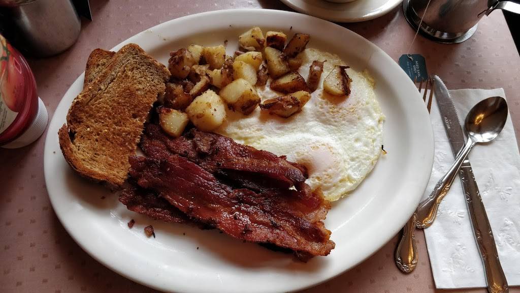 Katys Place | restaurant | Mission St between 5th and 6th, Carmel-By-The-Sea, CA 93921, USA | 8316240199 OR +1 831-624-0199