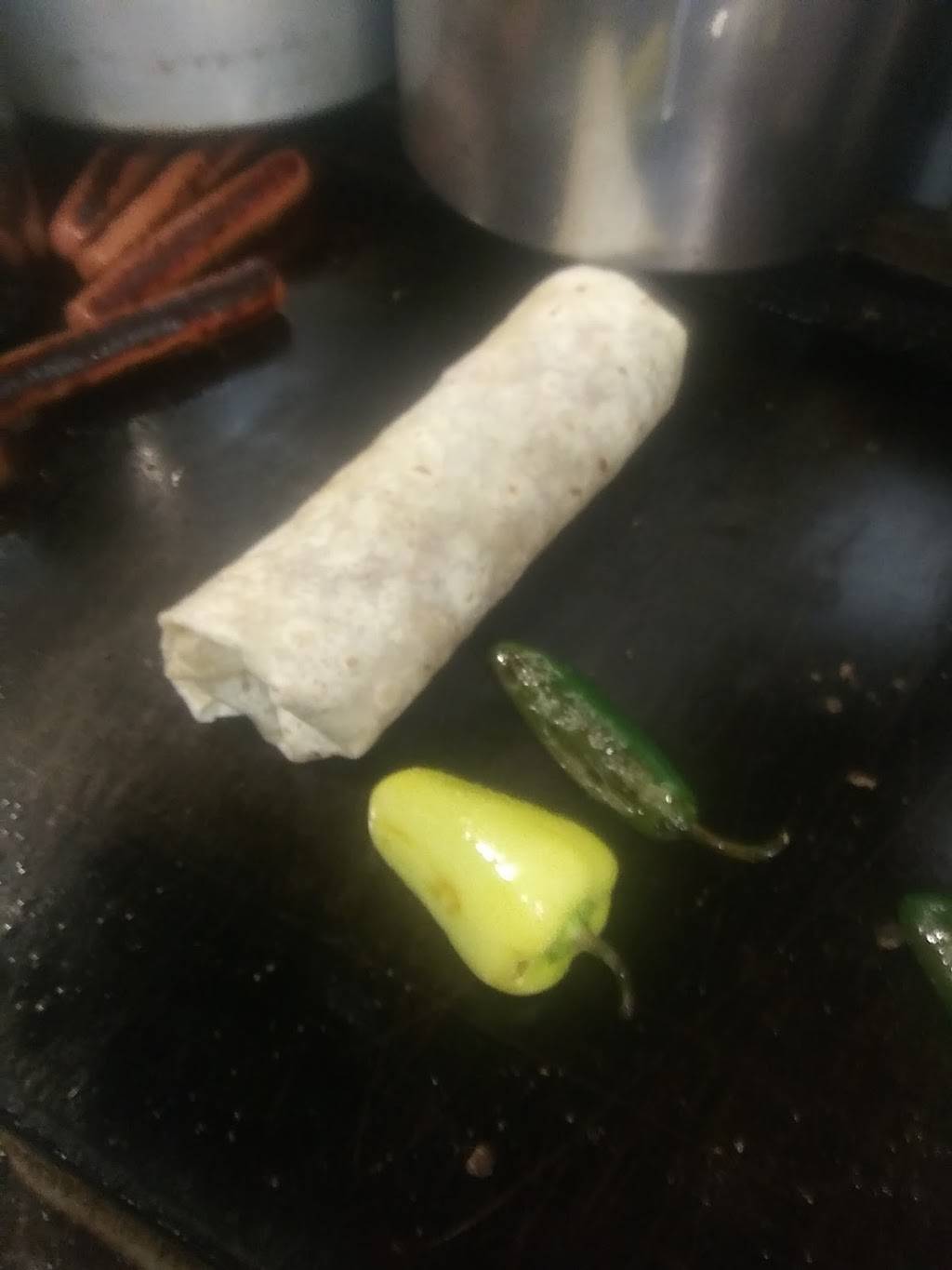 Geronimos Mexican food | restaurant | 3350 W Valencia Rd, Tucson, AZ 85746, USA | 5208913976 OR +1 520-891-3976