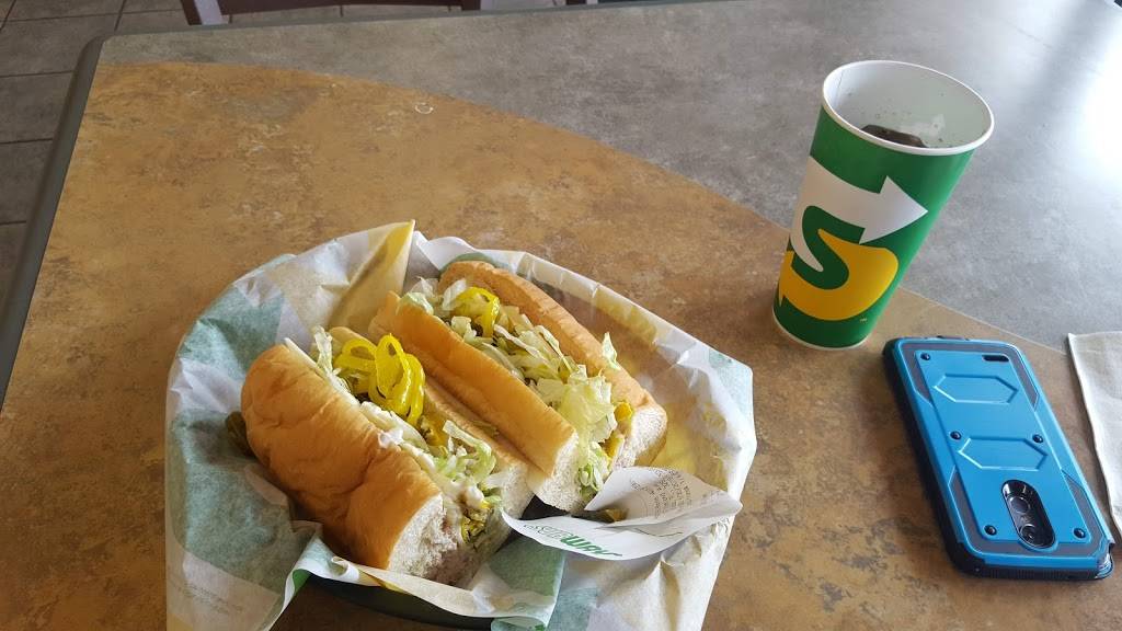 Subway | meal takeaway | 8127 Vineland Ave Suite 8127, Orlando, FL 32821, USA | 4072391296 OR +1 407-239-1296