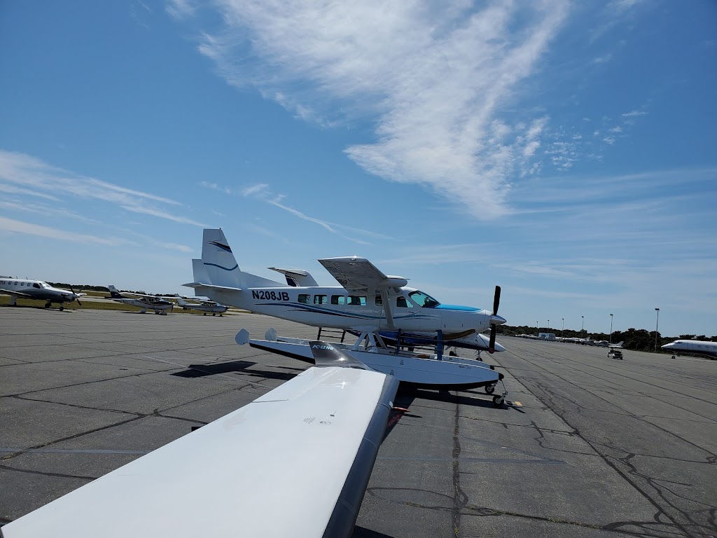 Crosswinds Restaurant | restaurant | 14 Airport Rd,, Nantucket, MA 02554, USA | 5082286005 OR +1 508-228-6005