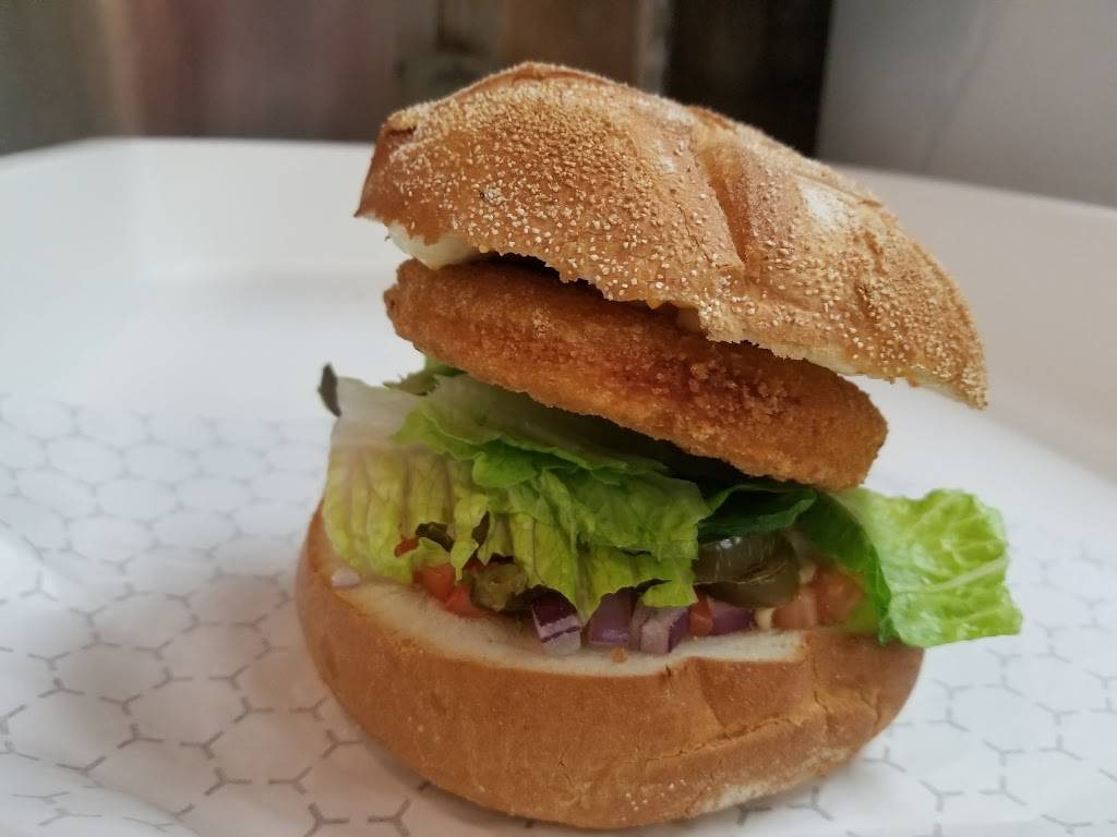 Pizza Point | restaurant | 550 Queen St W, Brampton, ON L6X 3E1, Canada | 9054544711 OR +1 905-454-4711