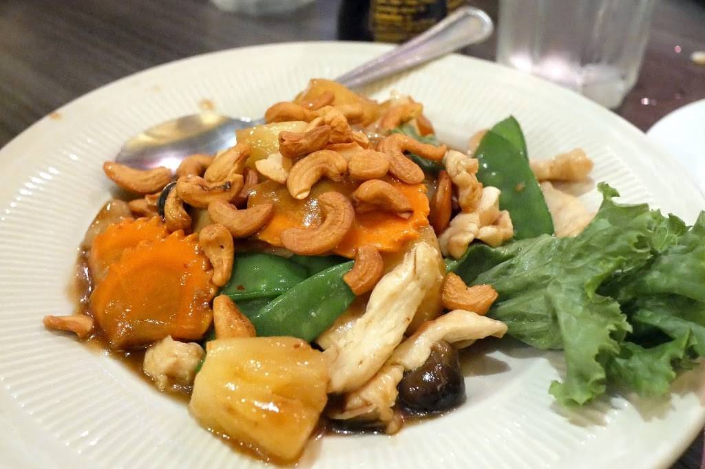 Silver Spoon Thai Restaurant | restaurant | 710 N Rush St, Chicago, IL 60611, USA | 3129447100 OR +1 312-944-7100