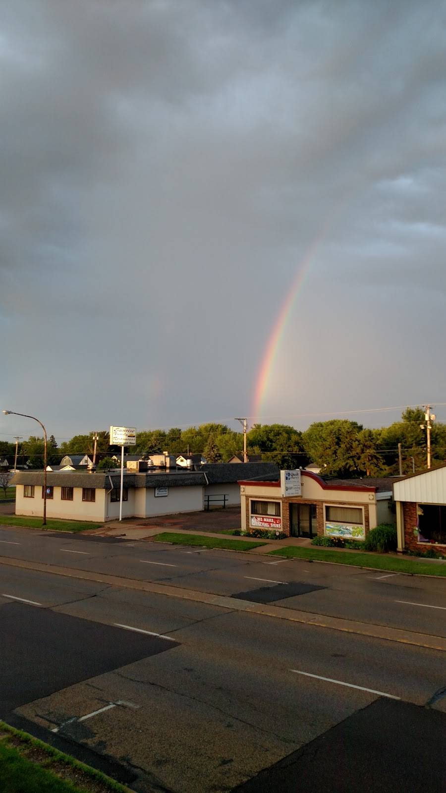 Spot Sports Bar & Grill | restaurant | 500 N Central Ave, Marshfield, WI 54449, USA | 7153847822 OR +1 715-384-7822