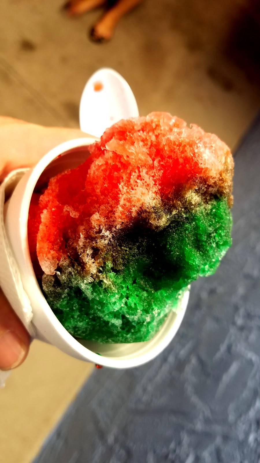 Pelicans SnowBalls | restaurant | 1020 US-92, Auburndale, FL 33823, USA | 8635149542 OR +1 863-514-9542