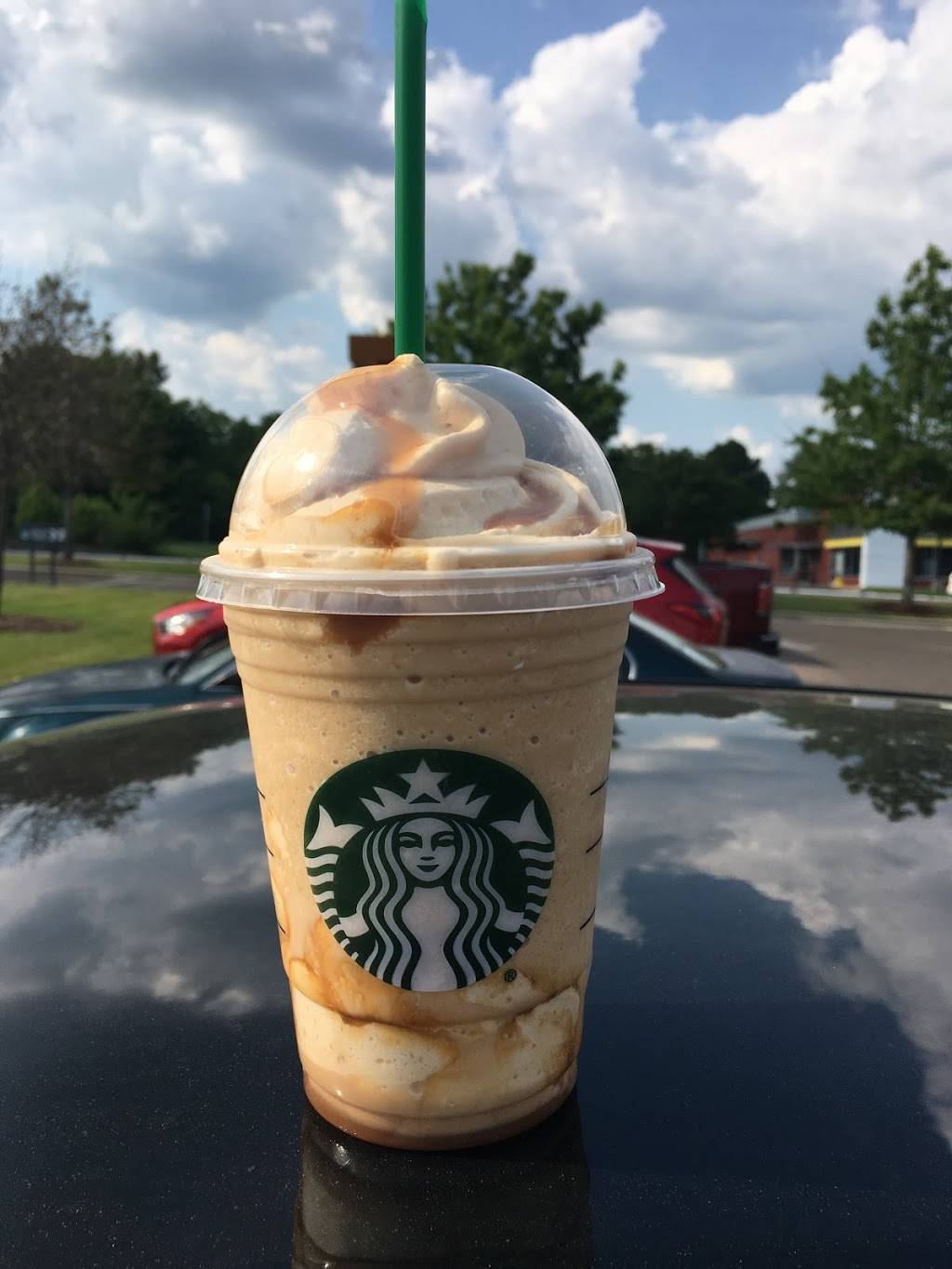 Starbucks | cafe | 600-1 MS-12 E, Starkville, MS 39759, USA | 6623237174 OR +1 662-323-7174