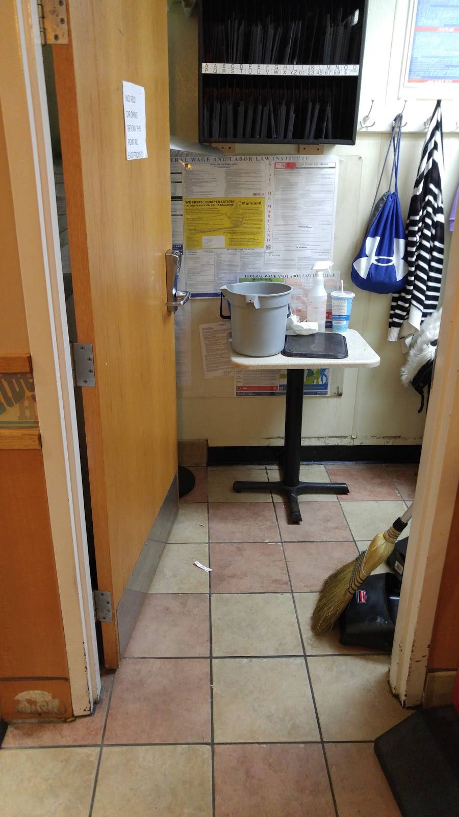 Wendys | restaurant | 1950 Pulaski Hwy, Edgewood, MD 21040, USA | 4106712082 OR +1 410-671-2082