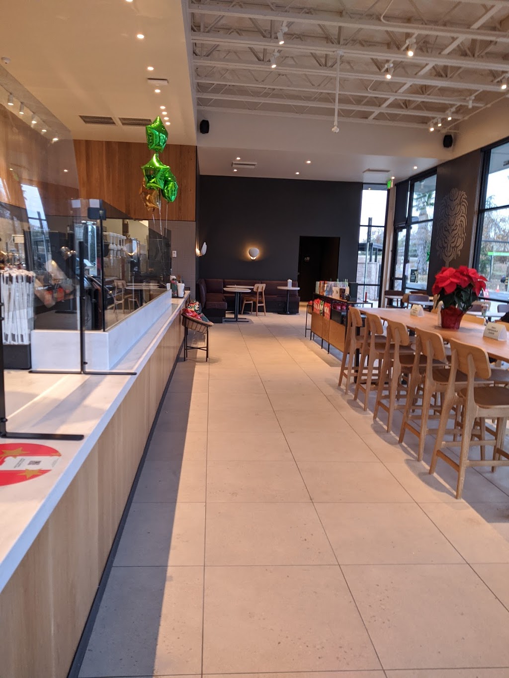 Starbucks | cafe | 3004 Olive Hwy, Oroville, CA 95965, USA | 5309990392 OR +1 530-999-0392