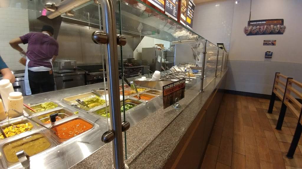 QDOBA Mexican Eats | restaurant | 652 Main Ave, Norwalk, CT 06851, USA | 2036635127 OR +1 203-663-5127